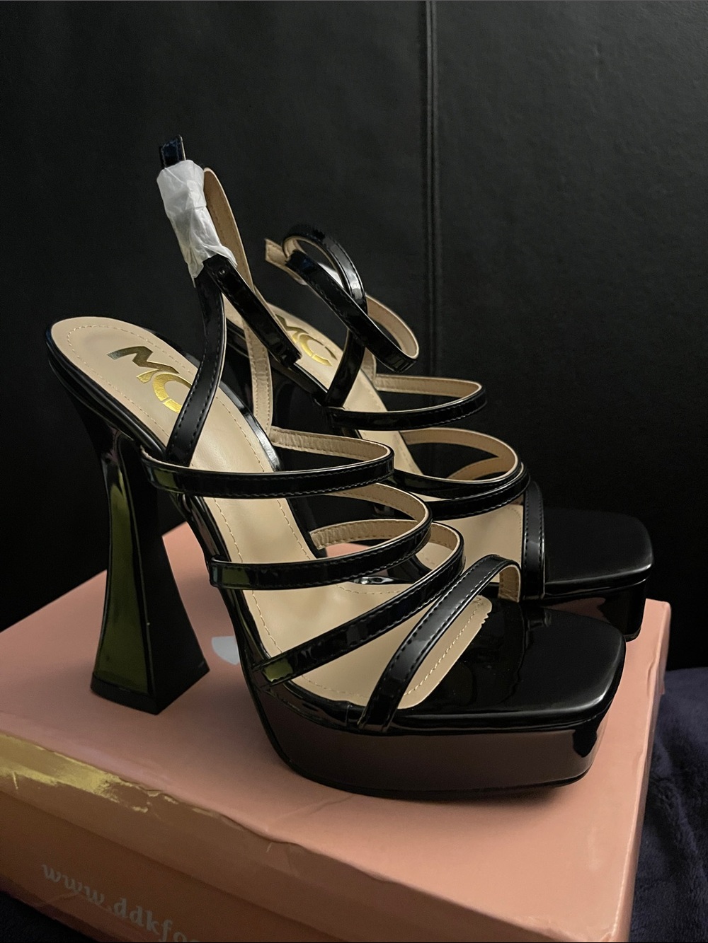 MC Carinaa Women’s Black Patent Strappy 5” Platform Heels Sz 7.5 NWB